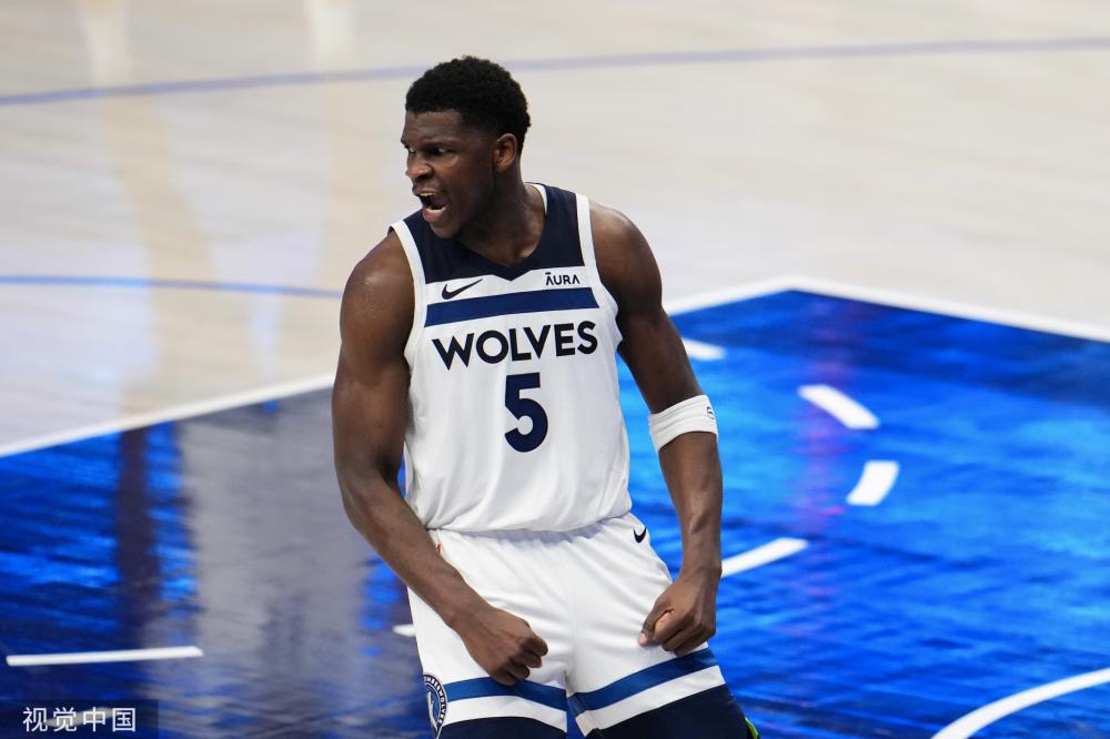 队战术进行 队战术进行