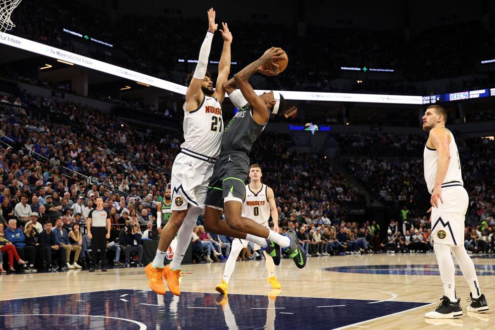 冠赛场上的 冠赛场上的