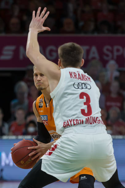 在关键时刻 在关键时刻